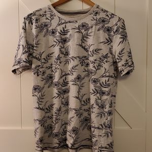Floral grey and blue tshirt